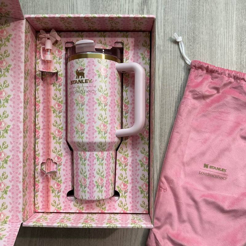 40oz Stanley Quencher H2.0 Tumbler